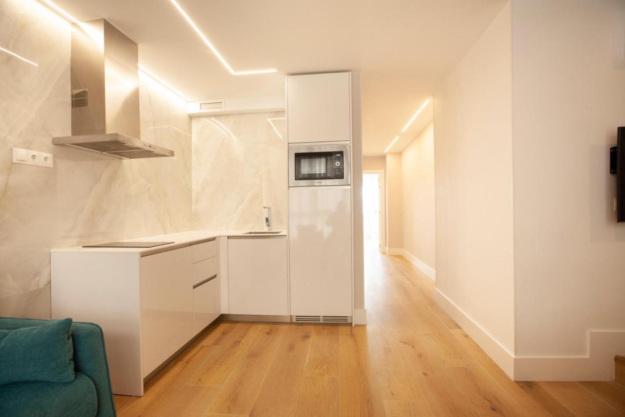 Apartamentos Reina Victoria Santander Exterior photo
