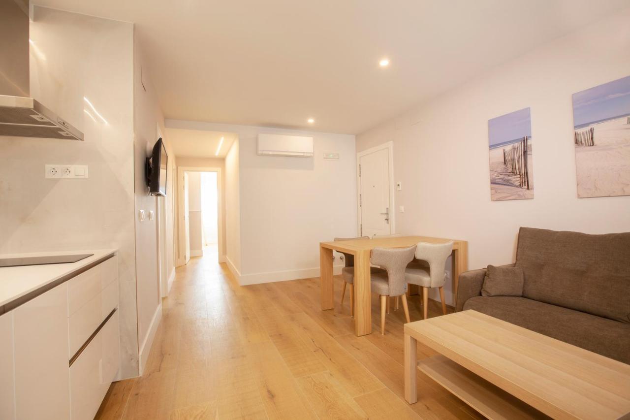 Apartamentos Reina Victoria Santander Exterior photo