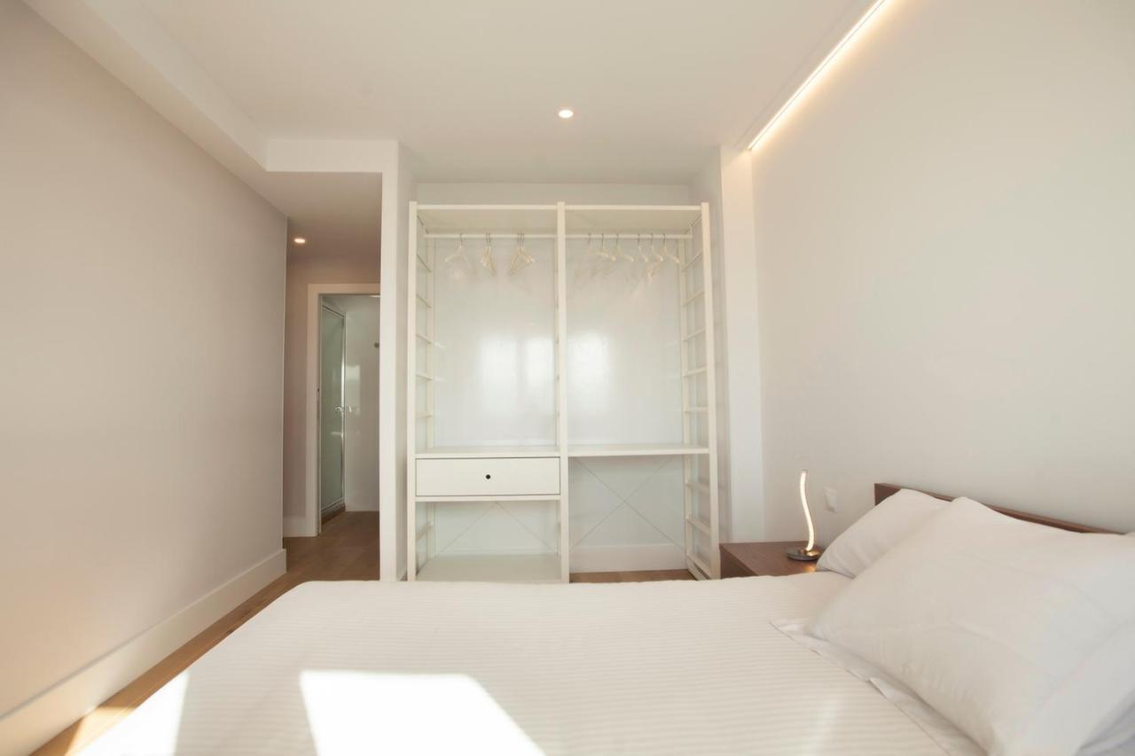 Apartamentos Reina Victoria Santander Exterior photo