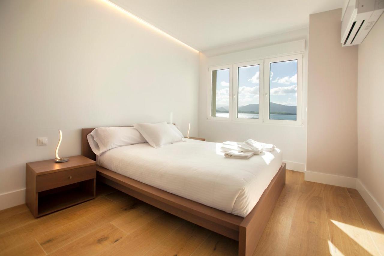 Apartamentos Reina Victoria Santander Exterior photo