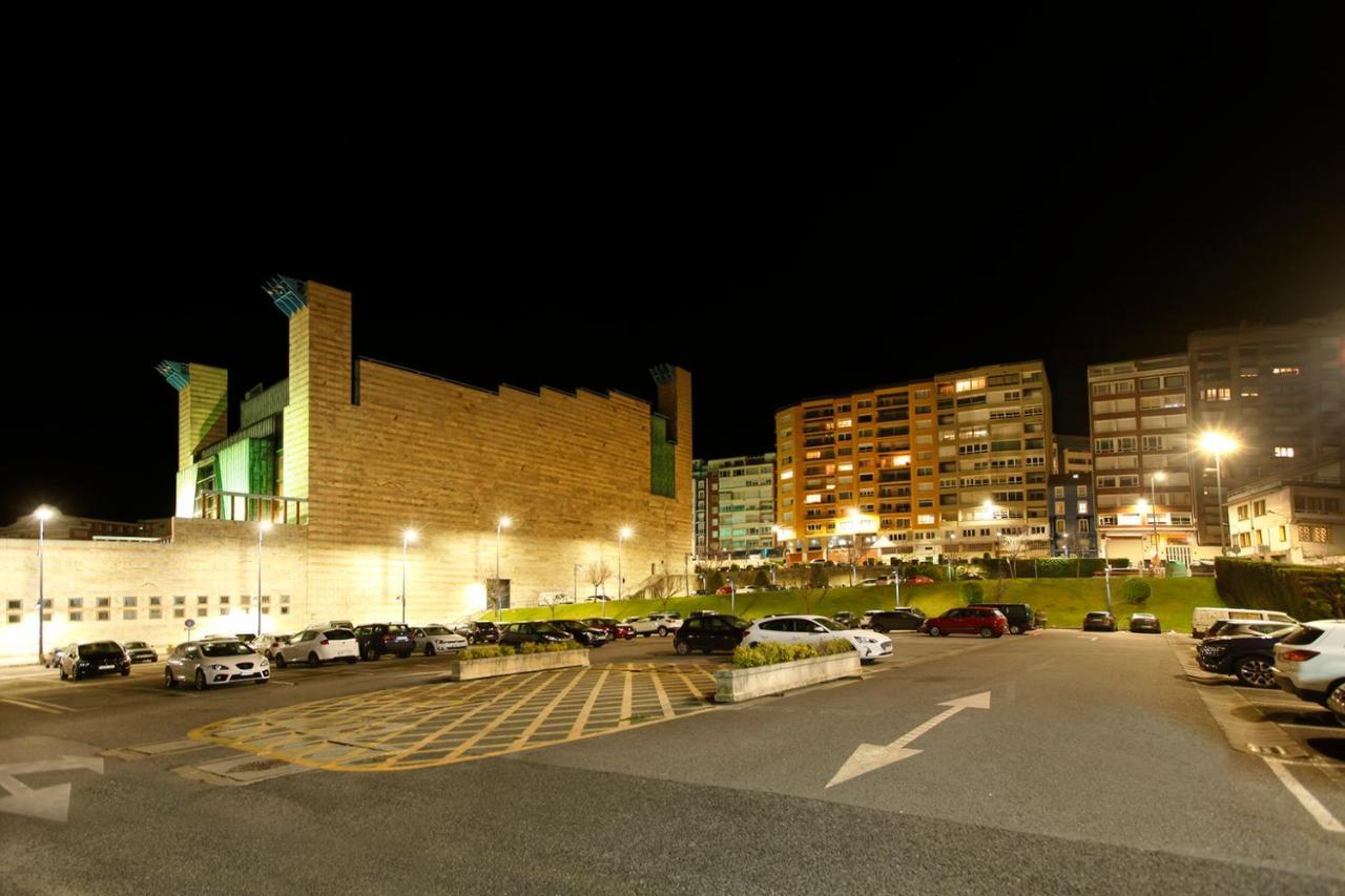 Apartamentos Reina Victoria Santander Exterior photo