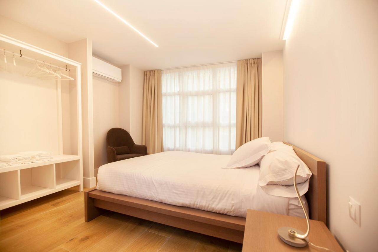 Apartamentos Reina Victoria Santander Exterior photo