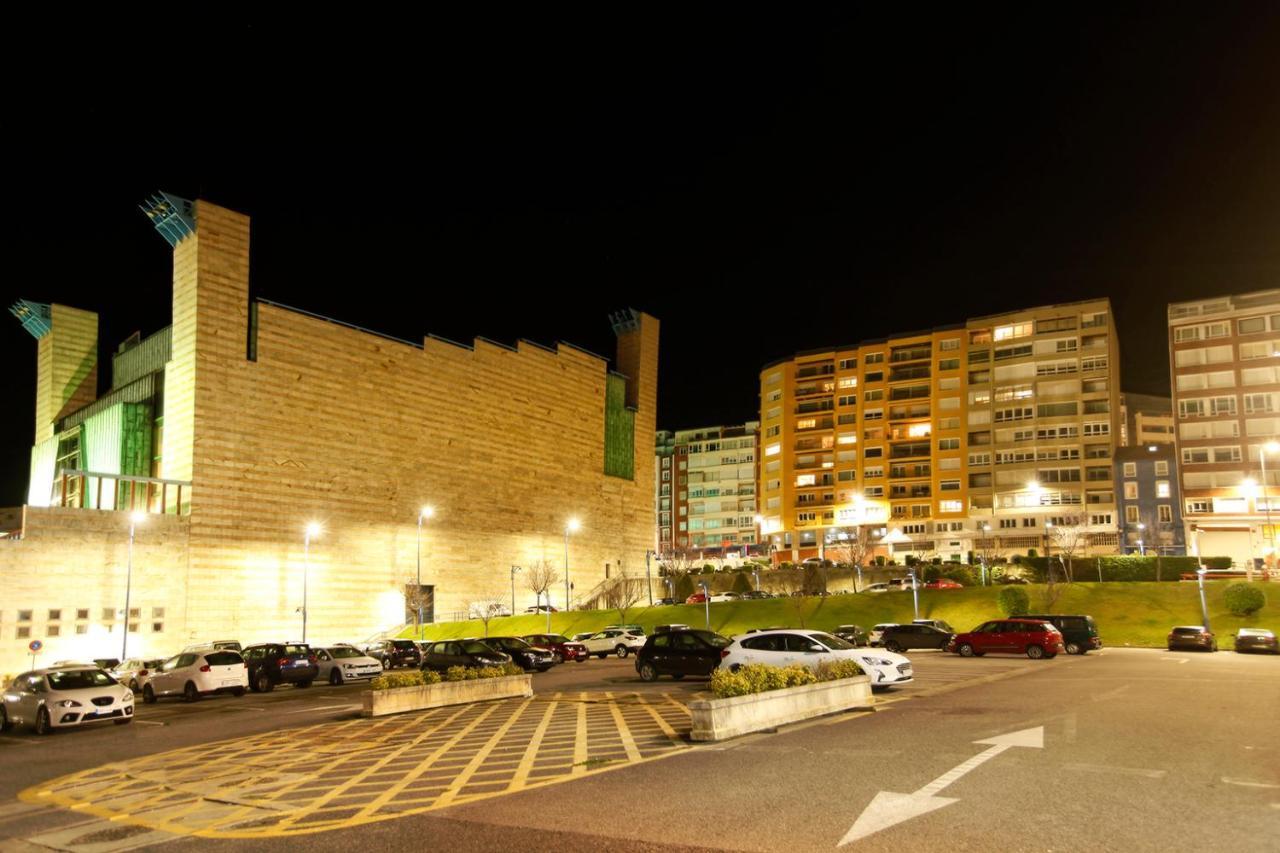 Apartamentos Reina Victoria Santander Exterior photo